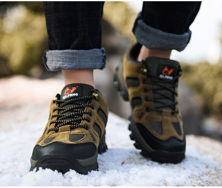 Scarpe sportive outdoor unisex traspiranti e antiscivolo stringate detail 20