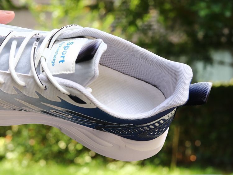 Scarpe da corsa da uomo leggere e traspiranti in mesh detail 6
