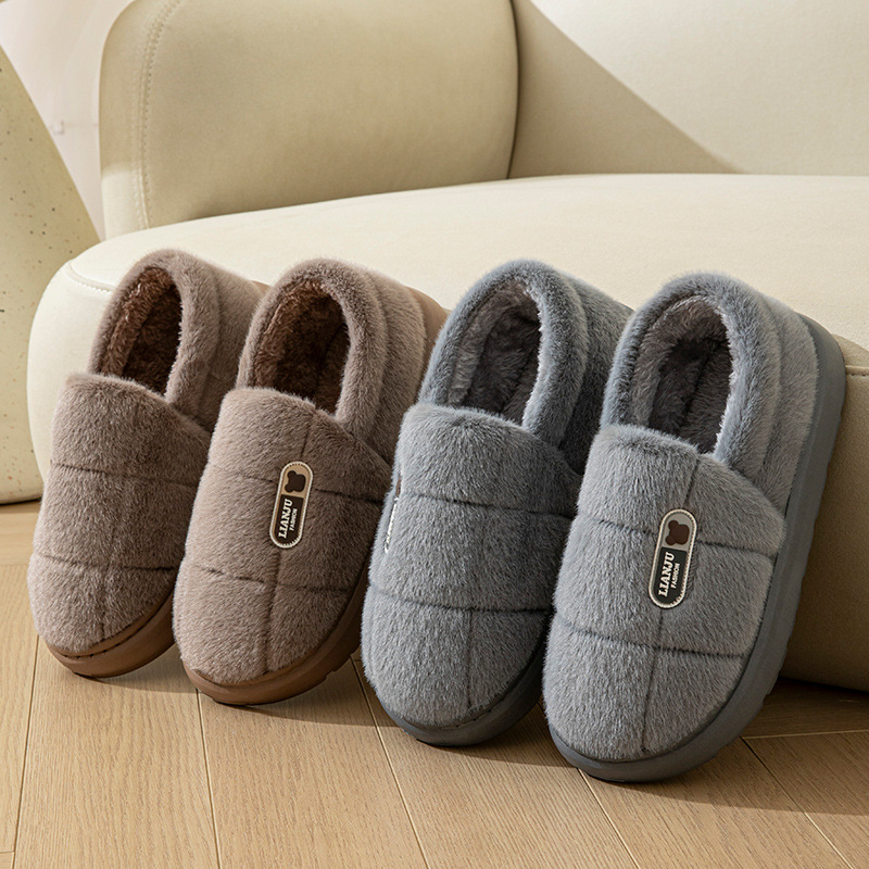 Chaussons d'intérieur chauds en peluche à enfiler unisexes detail 5