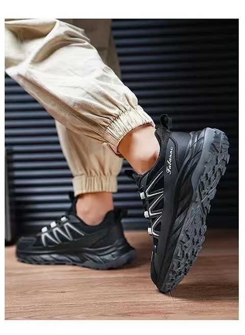 Atmungsaktive, gedämpfte Schnür-Sneaker für Herren detail 4