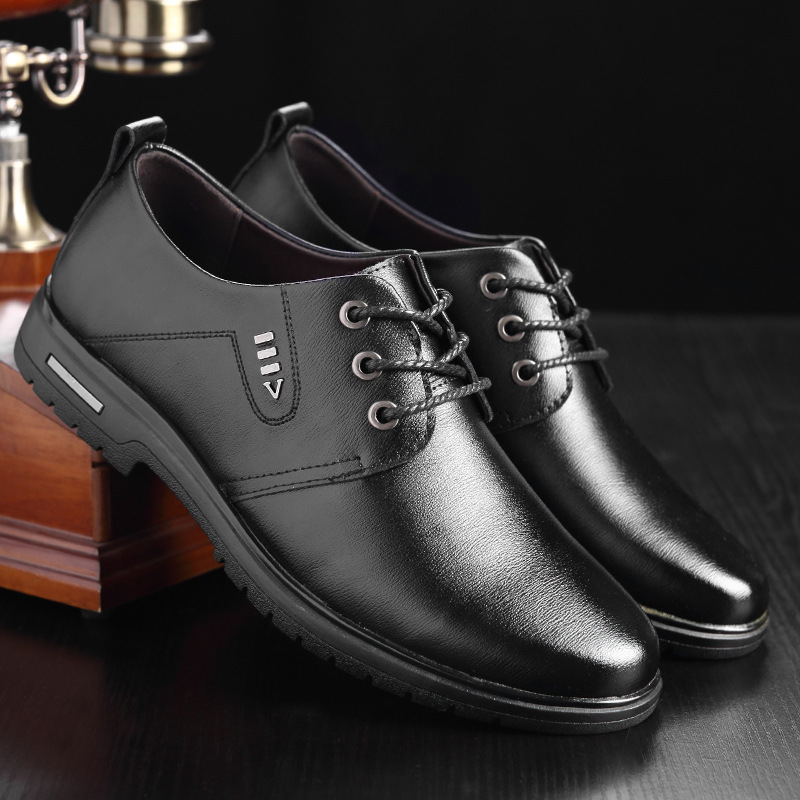 Elegante Schuhe für Herren aus Leder zum Schnüren mit rutschfester Sohle 2