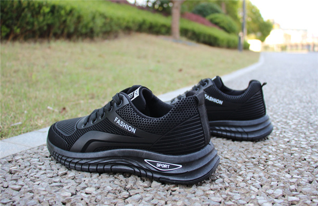 Men's Breathable Lightweight Mesh Running Shoes detail 4
