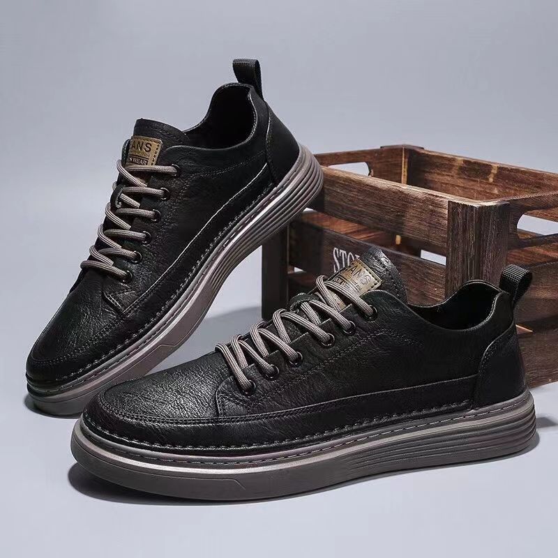 Rutschfeste PU-Leder Freizeitschuhe für Herren mit Schnürung detail 13