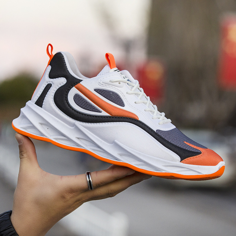 Men's Breathable Colorblock Lace-Up Athletic Shoes 3
