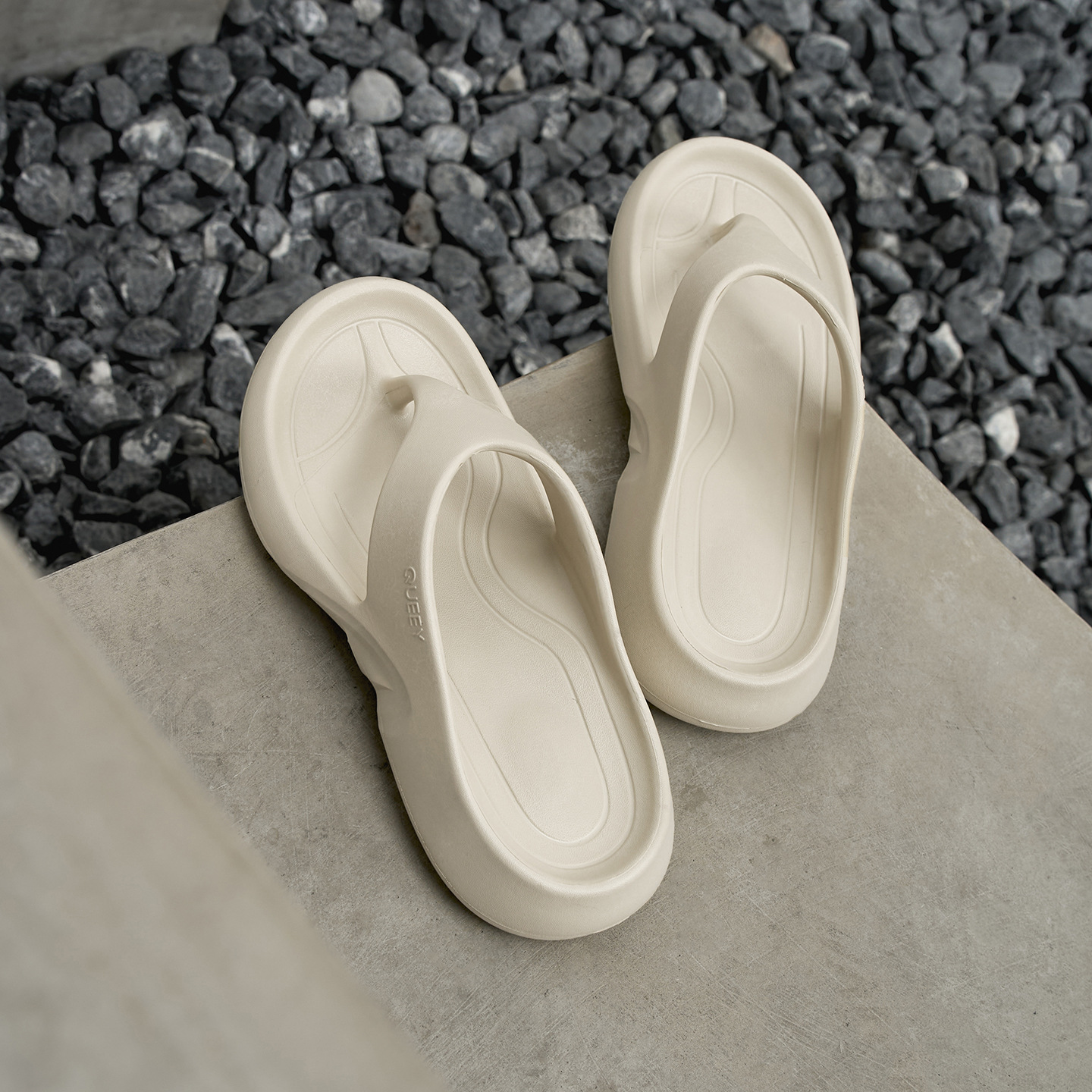 Unisex Cushioned Lightweight Platform Flip-Flops 4