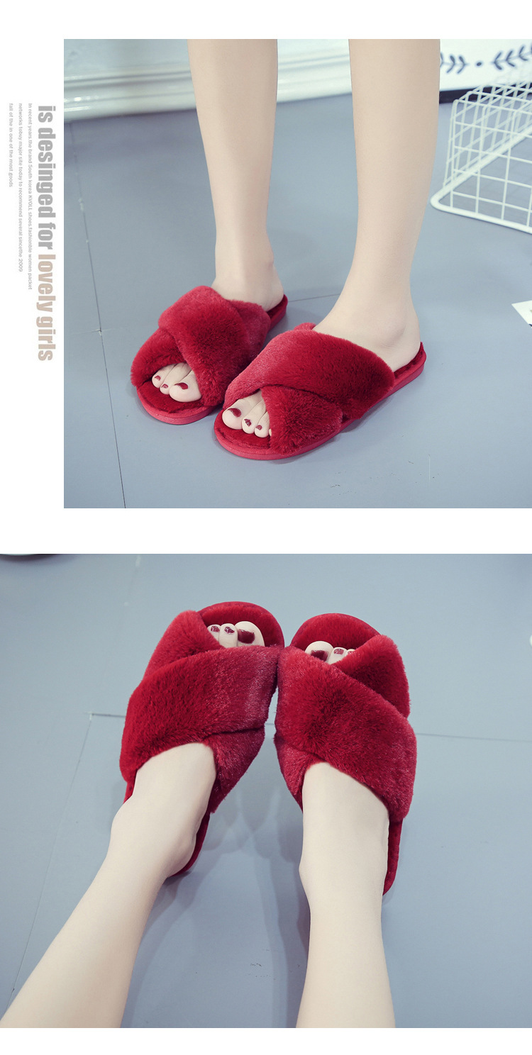 Pantuflas de felpa suave con tiras cruzadas para mujer detail 14