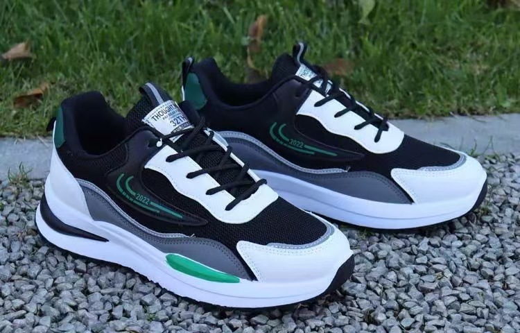 Men's Breathable Colorblock Lace-Up Sneakers detail 9