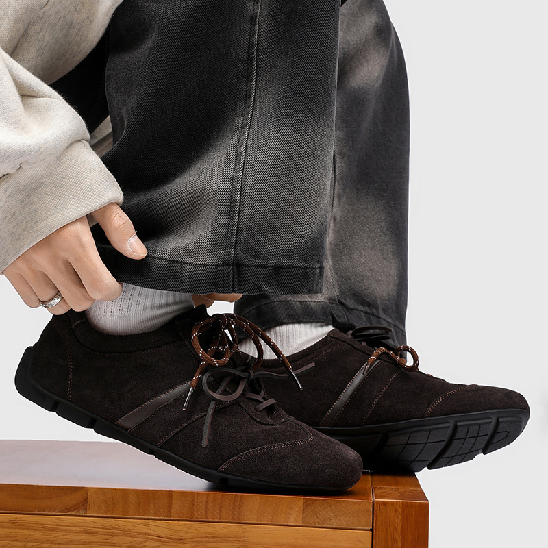 Atmungsaktive, leichte Freizeitschuhe für Herren mit Schnürung 3