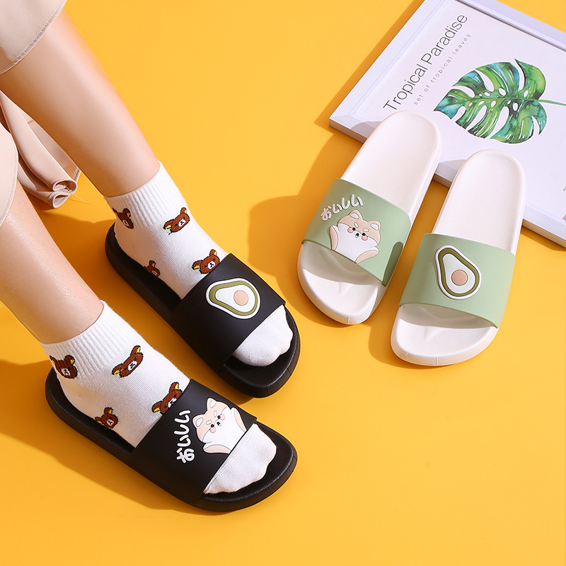 Chaussons claquettes légers pour femme à semelle souple et motifs dessin animé