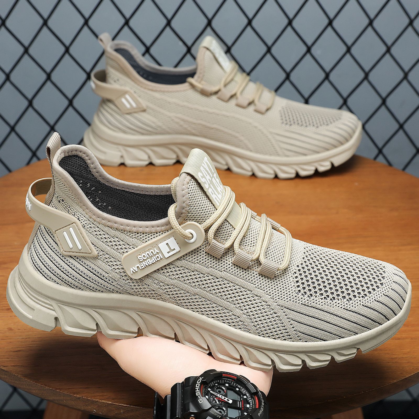 Men's Breathable Mesh Lightweight Running Shoes