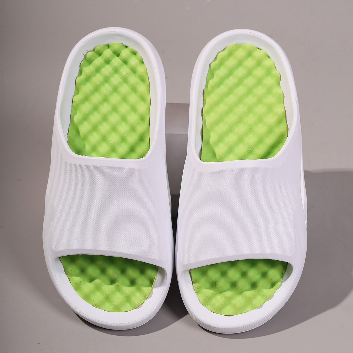 Pantofole unisex imbottite e leggere in EVA a punta aperta detail 6
