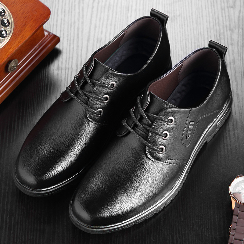 Elegante Schuhe für Herren aus Leder zum Schnüren mit rutschfester Sohle 3