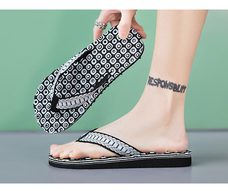 Men's Lightweight Linen Graphic Flip-Flops detail 4