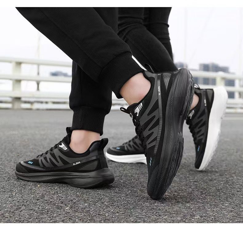 Men's Breathable Mesh Lace-Up Running Shoes detail 10