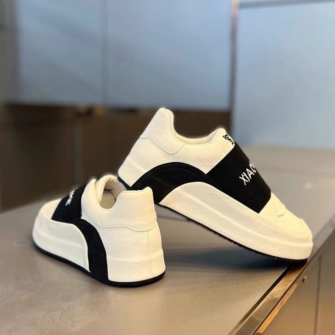 Chaussures casual à plateforme et blocs de couleurs sans lacet pour femme 2