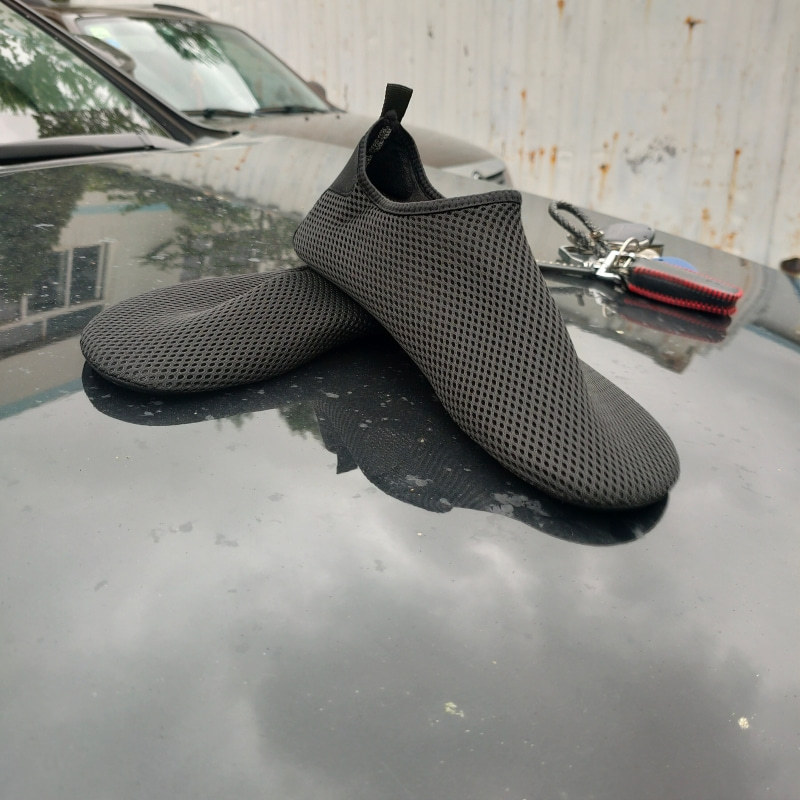 Unisex Breathable Lightweight Slip-On Casual Shoes detail 9