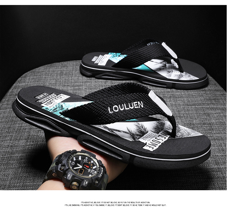 Men's Cushioned Lightweight Beach Flip-Flops detail 3