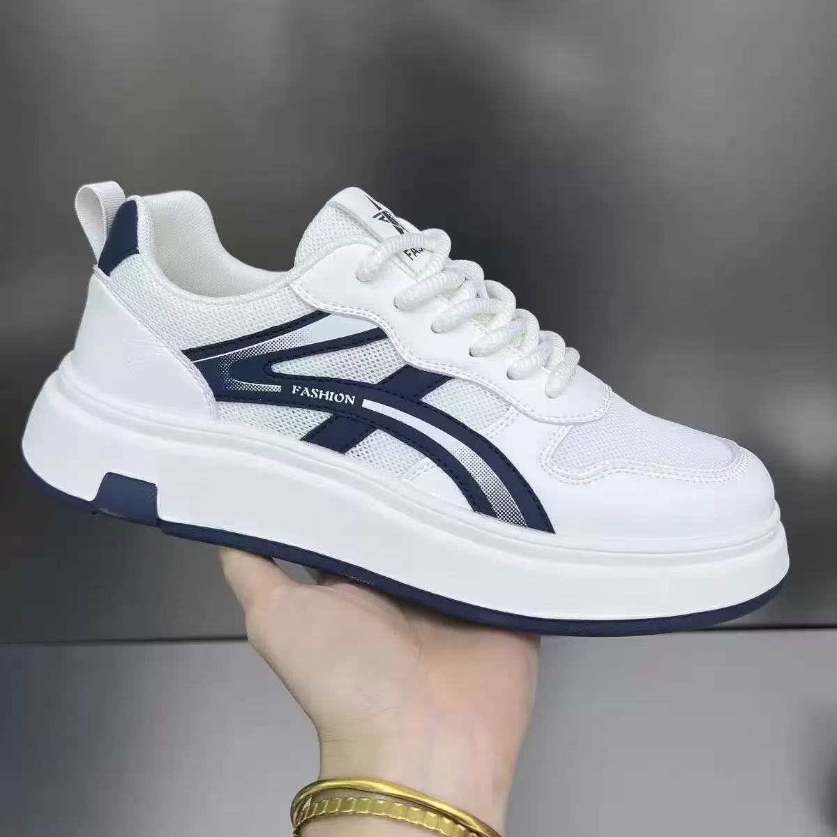 Mesh White Blue