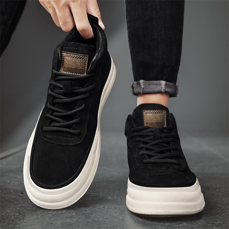 Herren-Freizeitschuhe aus Wildleder mit Schnürung und Plateau detail 2