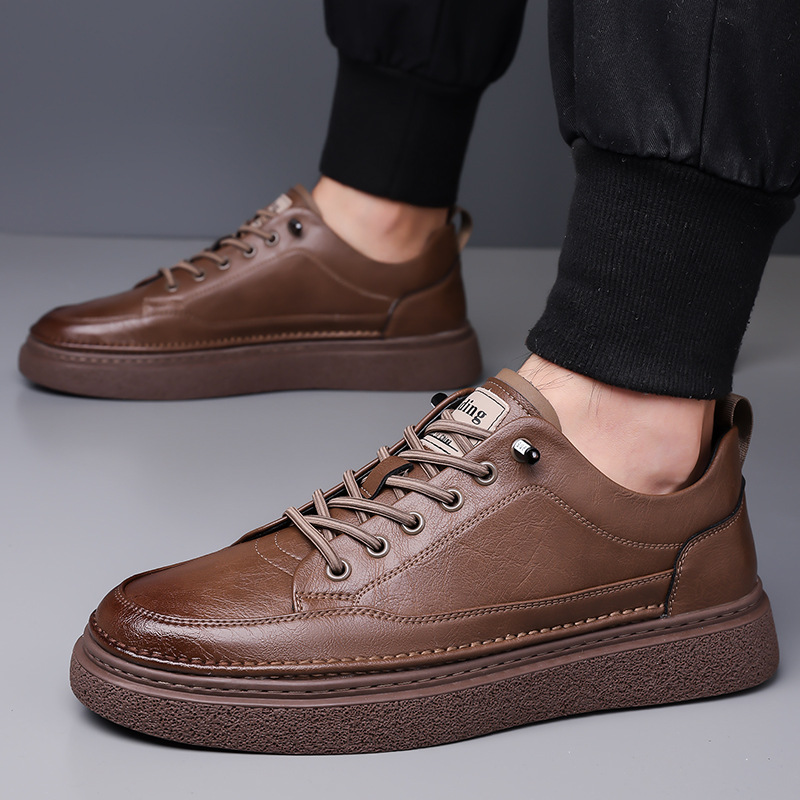Klassische Leder-Freizeitschuhe für Herren mit Schnürung 5