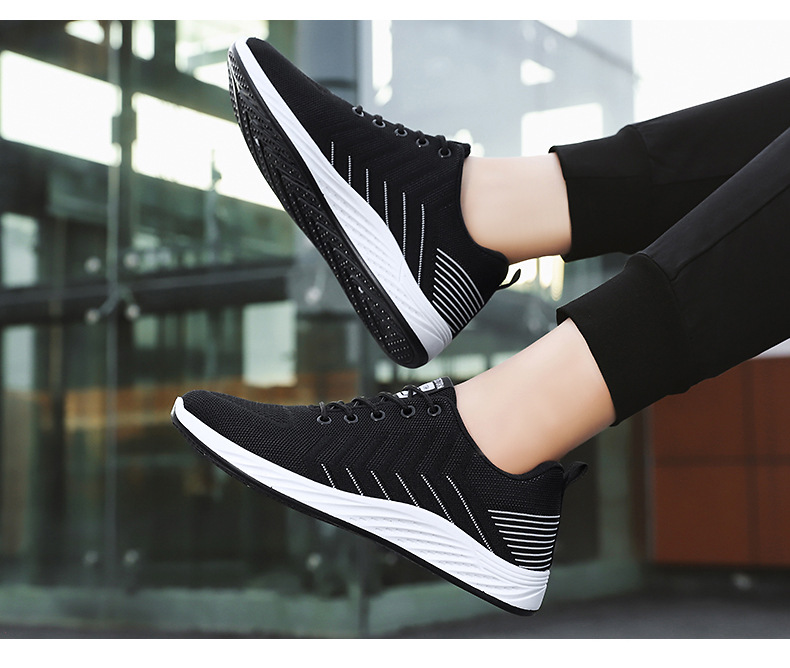 Atmungsaktive, leichte Herren-Laufschuhe aus Mesh detail 12