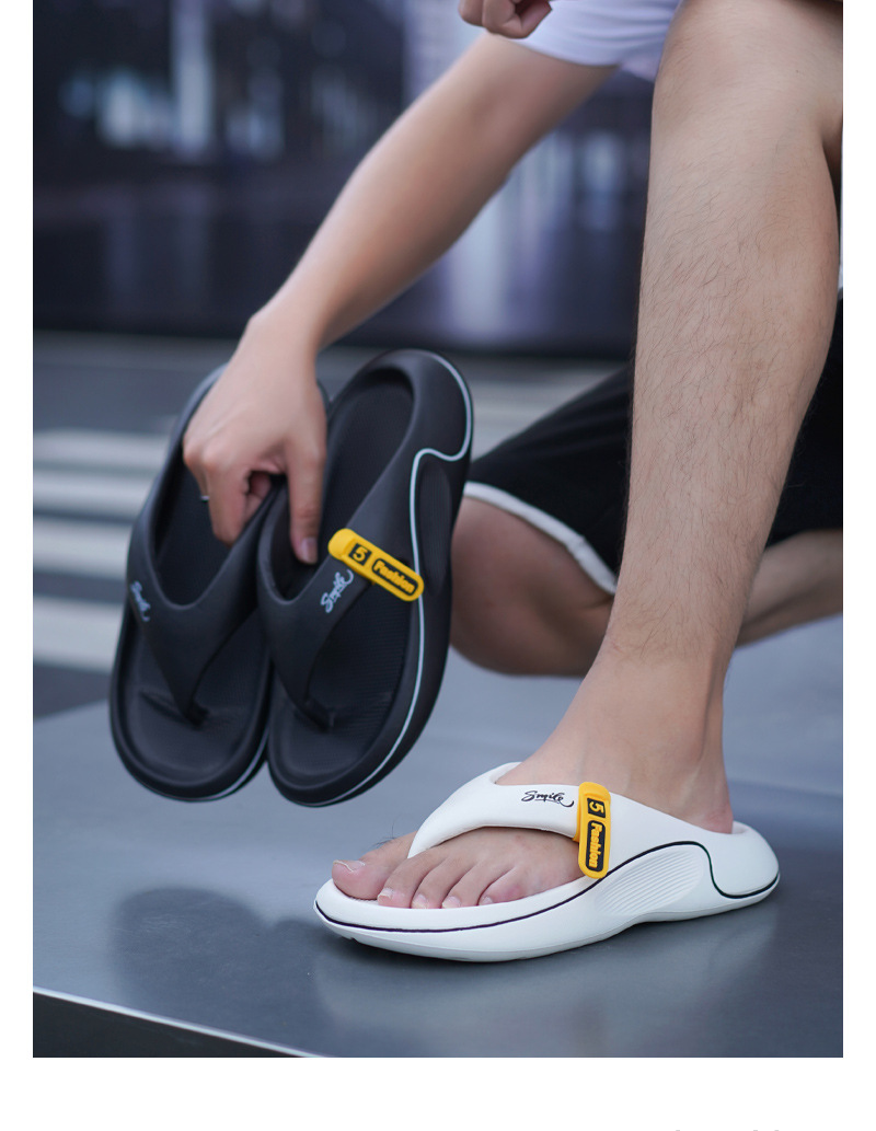 Men's Cushioned Waterproof Slip-On Flip-Flops detail 5