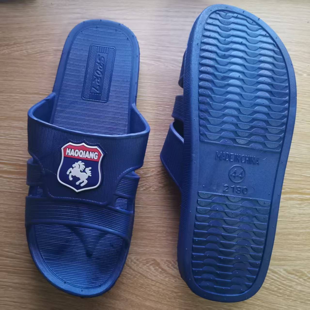 Pantuflas abiertas impermeables y de secado rápido para hombre detail 5