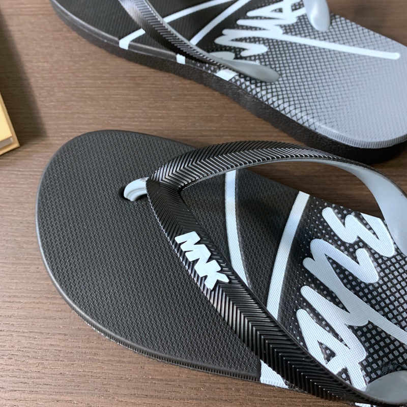 Men's Lightweight Quick-Dry Casual Beach Flip-Flops detail 5