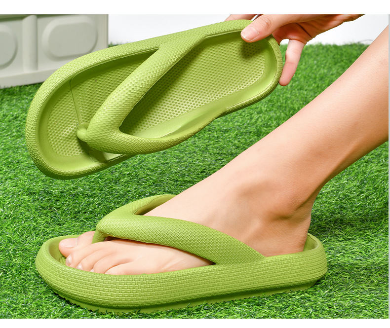 Unisex Lightweight Cushioned Platform Flip-Flops detail 8
