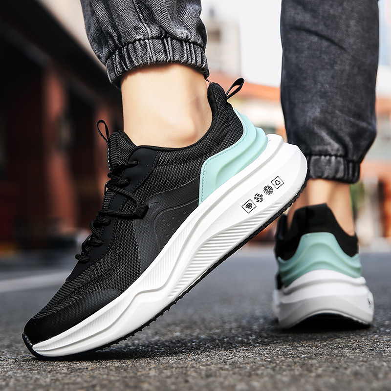 Atmungsaktive gedämpfte Laufschuhe für Herren 3