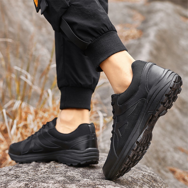 Atmungsaktive, rutschfeste Herren-Sportschuhe zum Schnüren 5