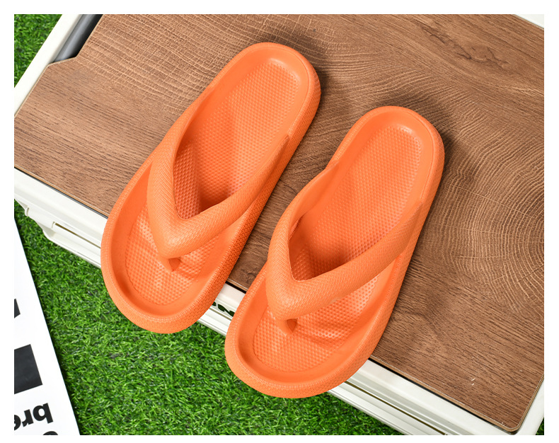 Unisex Lightweight Cushioned Platform Flip-Flops detail 4