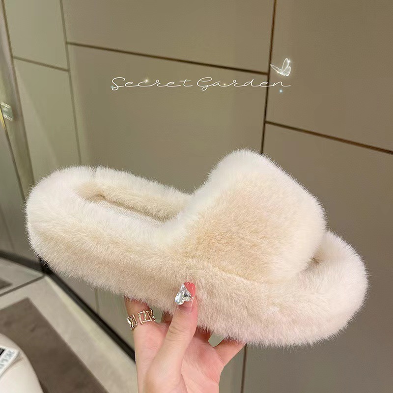 Kuschelige Plüsch-Hausschuhe für Damen mit offener Spitze detail 5