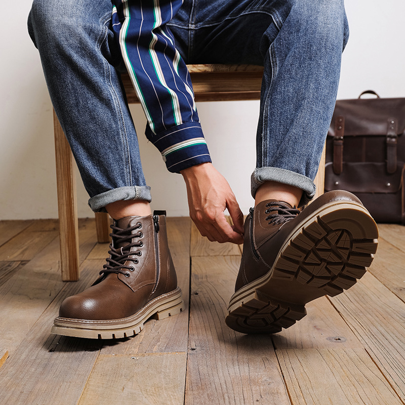 Rutschfeste Schnürstiefel aus Leder für Herren 3