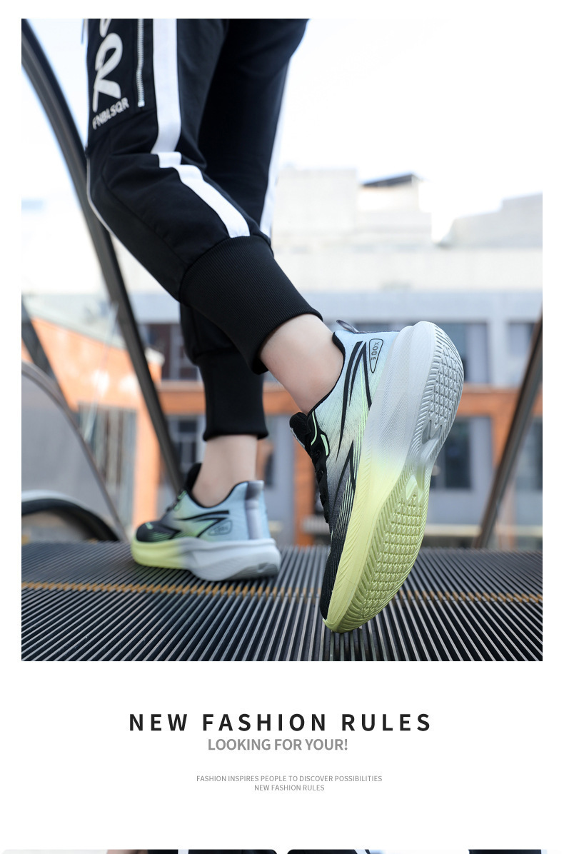 Atmungsaktive gedämpfte Herren-Laufschuhe mit Schnürung detail 15