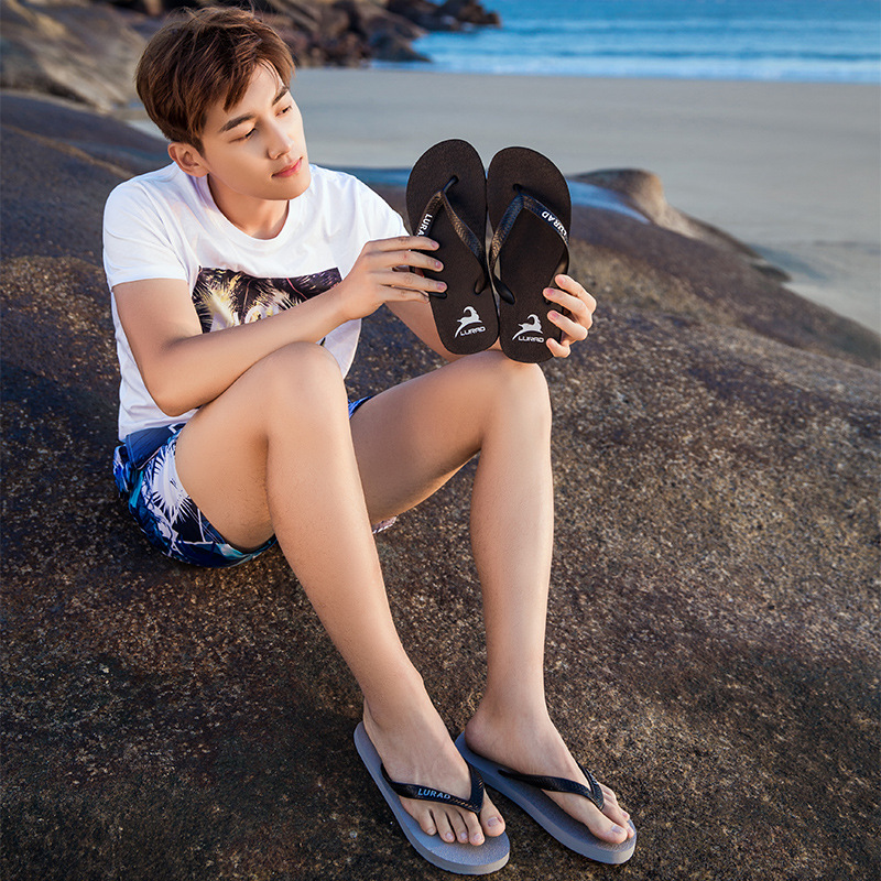 Men's Lightweight Non-Slip Beach Flip-Flops 4