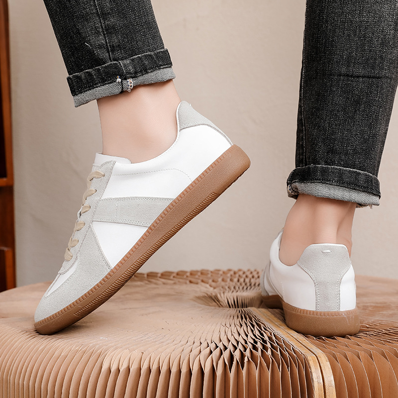Unisex Vintage Leather Lace-Up Casual Shoes detail 4