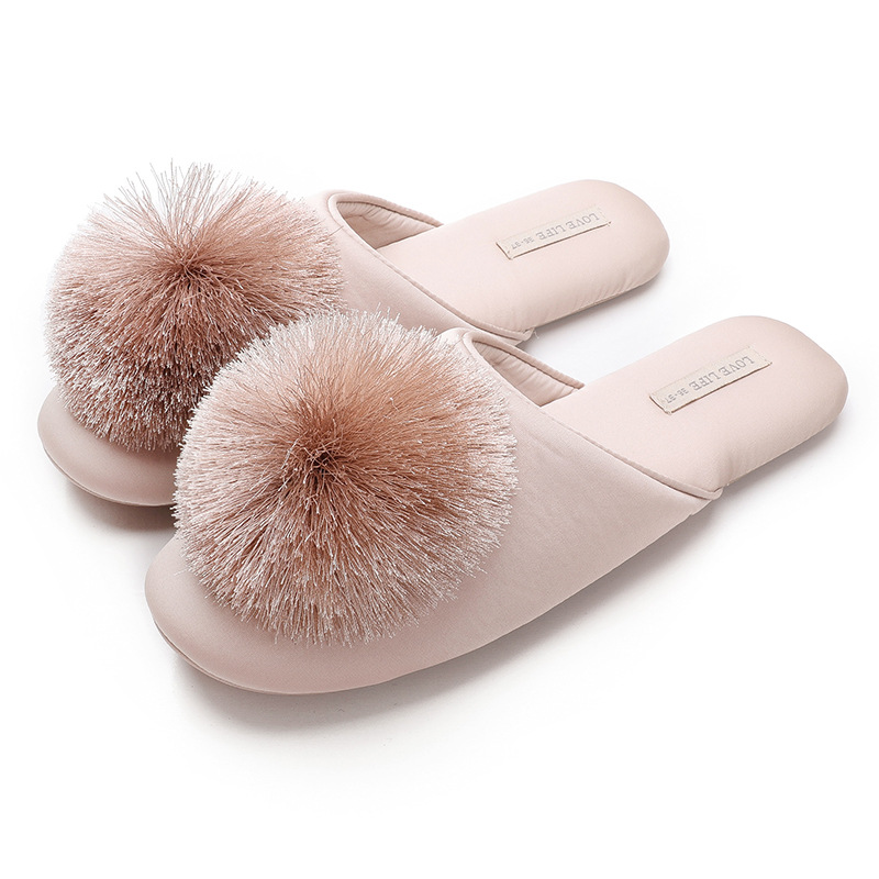 Champagne 2460 tassel closed toe