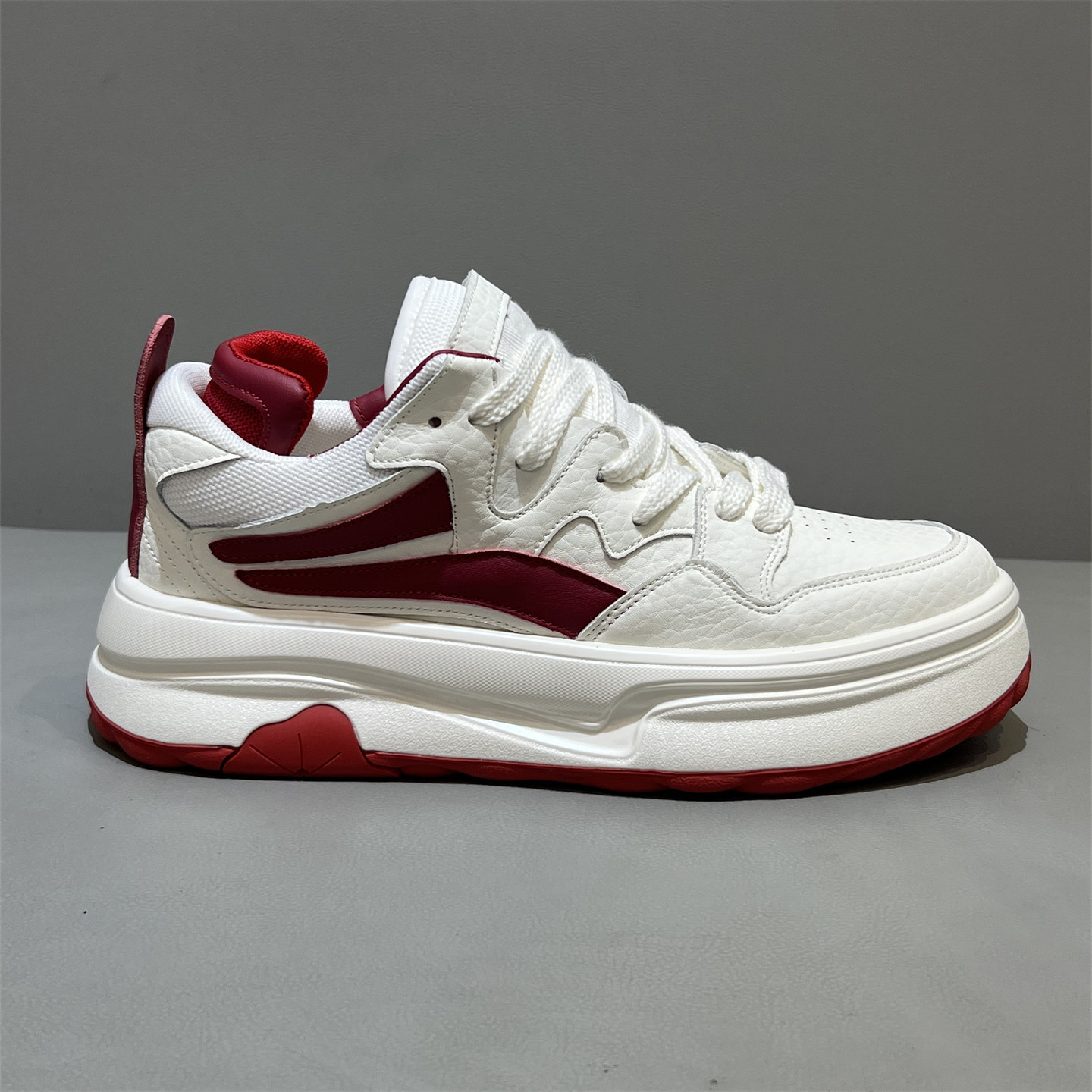 White Red [Standard Style]