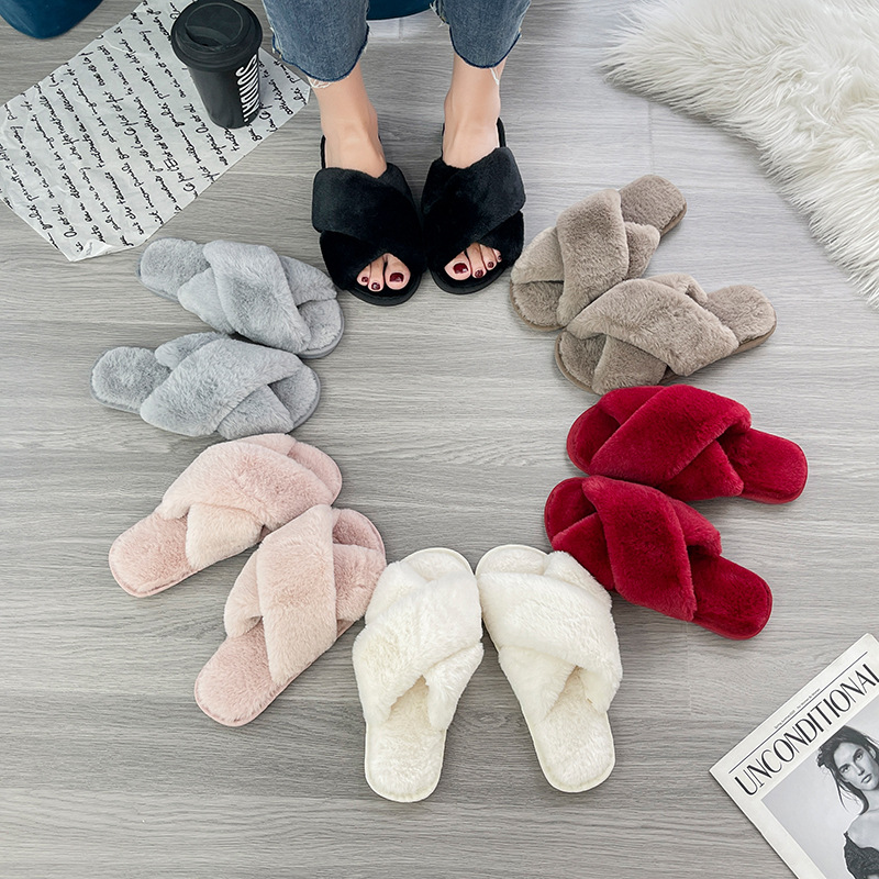 Pantuflas de felpa suaves para mujer con puntera abierta 4