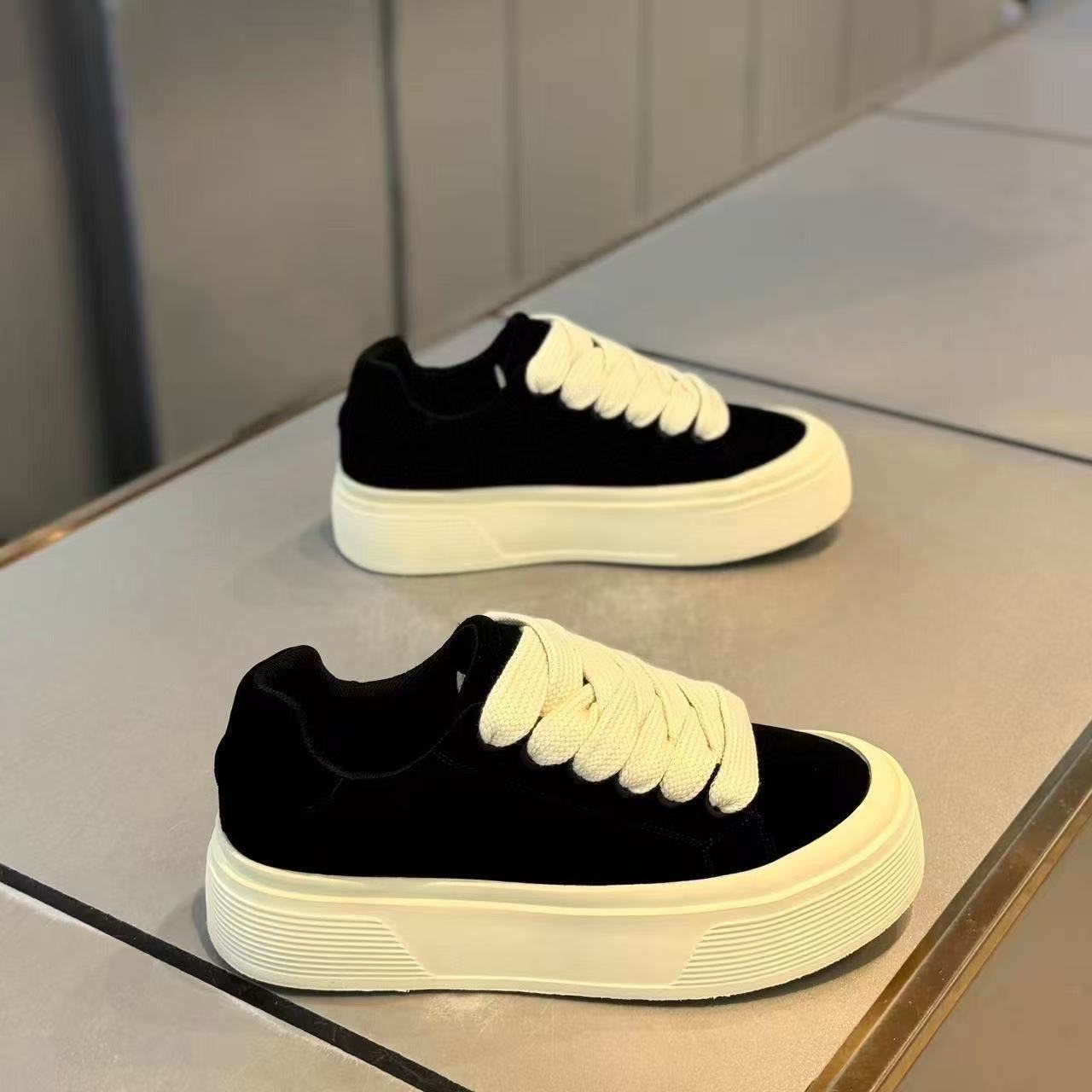 Plateau-Freizeitschuhe für Herren mit dicken Schnürsenkeln 4