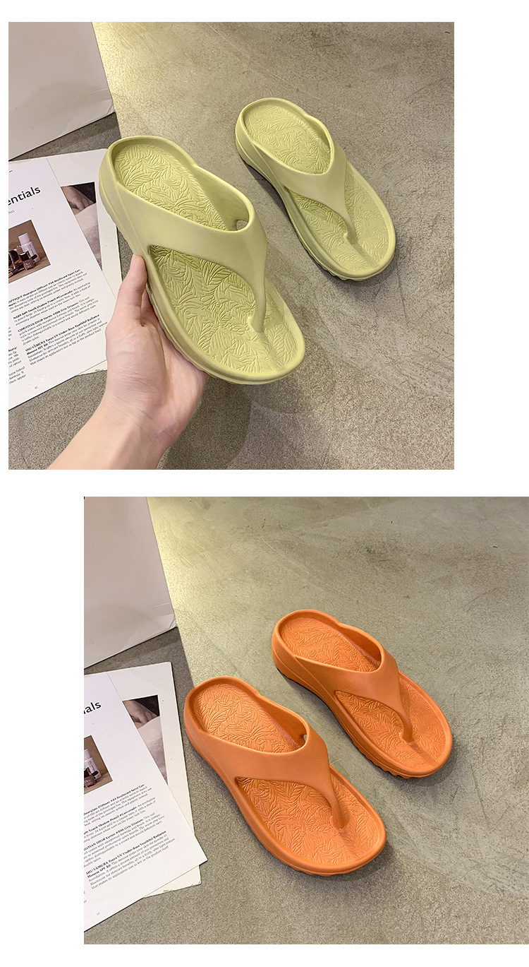 Women's Lightweight Cushioned Platform Flip-Flops detail 2