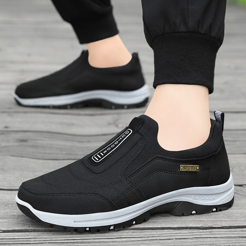 Leichte, rutschfeste Schlupf-Freizeitschuhe für Herren 5