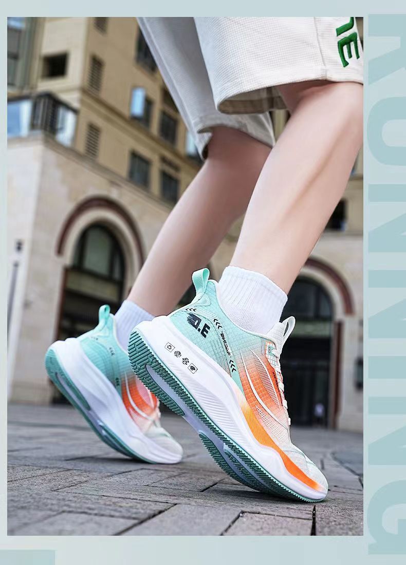 Men's Breathable Cushioned Mesh Running Shoes detail 5