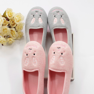 Pantuflas de casa para mujer en suave algodón transpirable slip-on detail 6