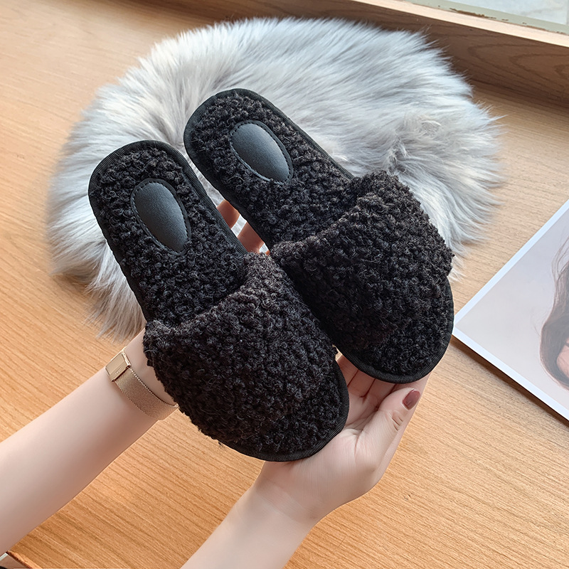 Pantuflas planas de felpa con punta abierta para mujer 5