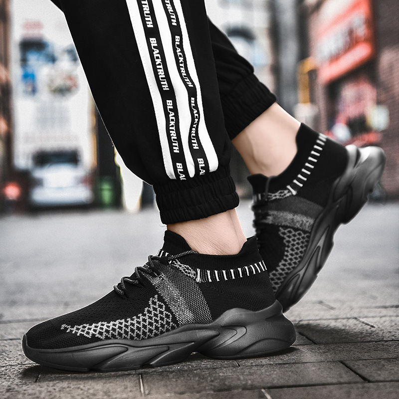 Scarpe da corsa da uomo leggere e traspiranti in mesh 4