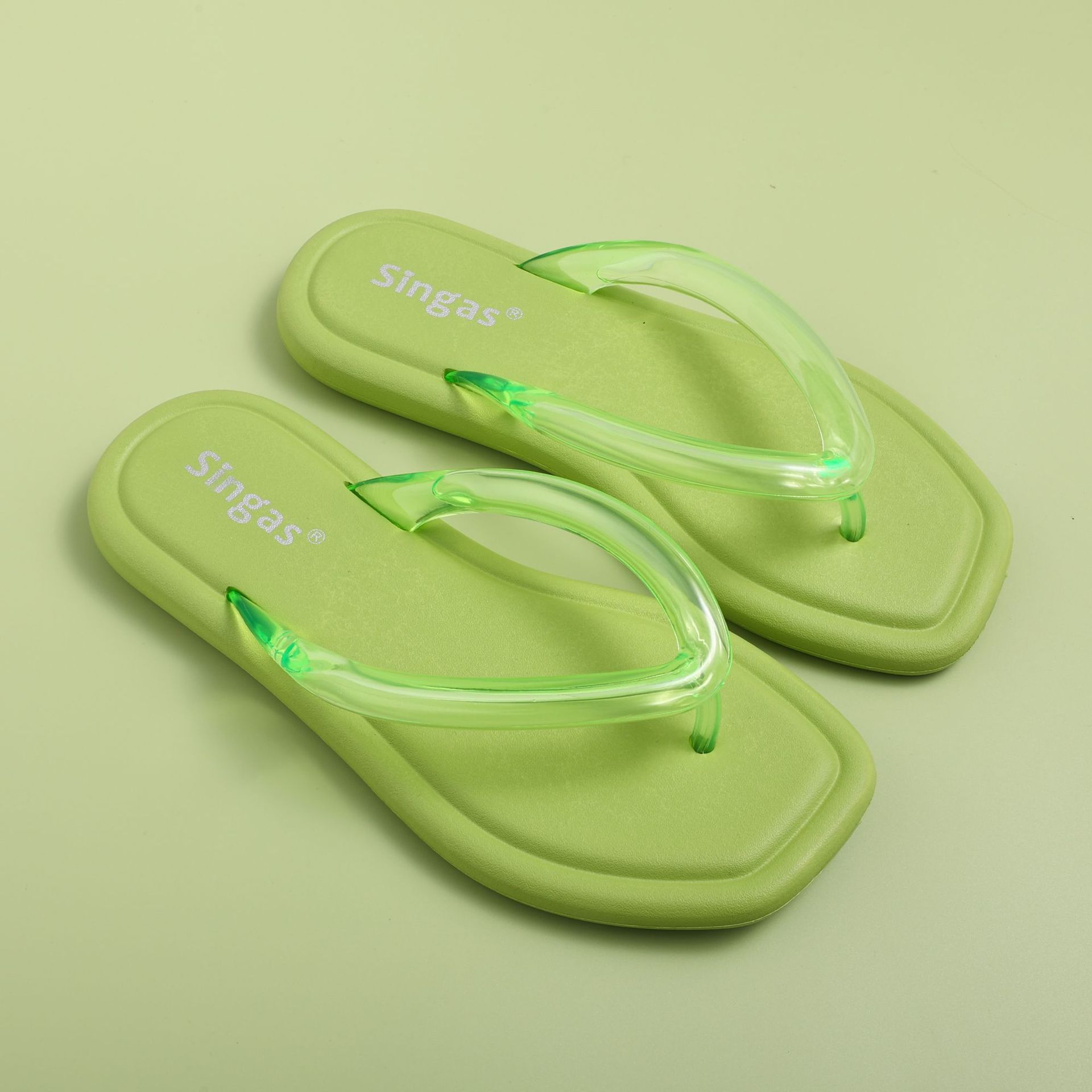 Women's Lightweight Waterproof Flat Flip-Flops detail 4