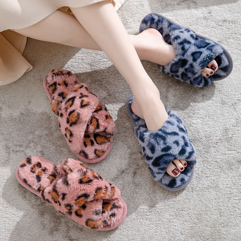 Women's Cozy Plush Leopard Print Open-Toe Slippers 3