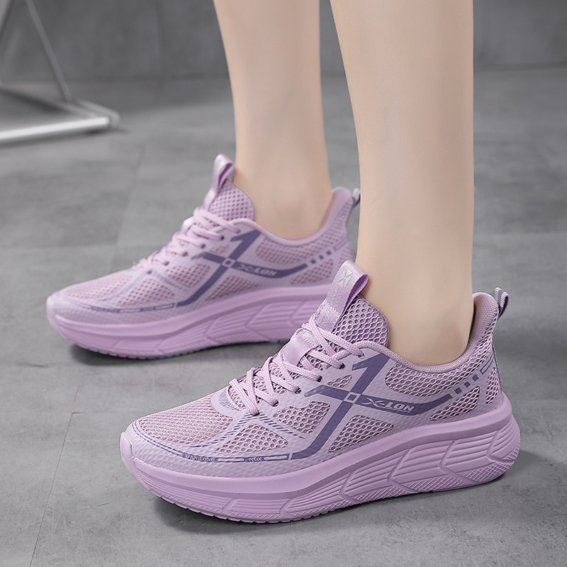 Ademende hardloopschoenen met demping voor dames 4